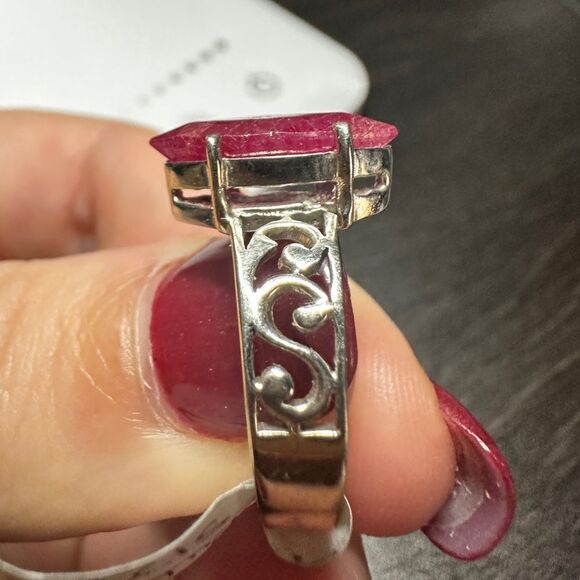 Genuine 2ct marquis cut ruby solitaire ring in sterling silver! - Picture 6 of 13